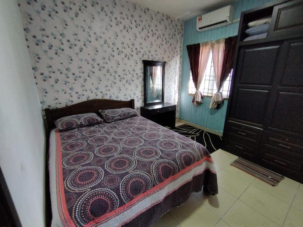 Apartment Riverview Pelangi B2312