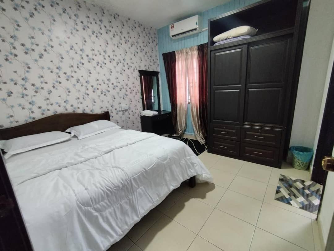 Riverview Pelangi B2312 Apartment Kota Bharu