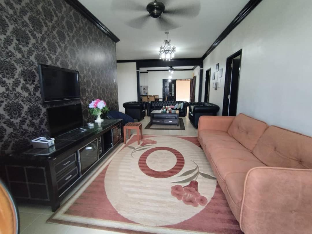 Riverview Pelangi B2312 * Kota Bahru